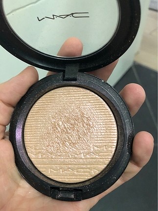 Mac aydınlatıcı
