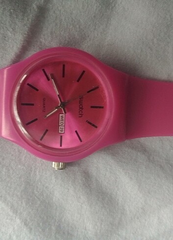 Swatch pembe saat