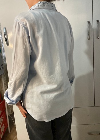 Colin's Düğmeli Yaka Detaylı Açık Mavi Denim Gömlek
