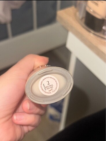 Sephora Charlotte tilbury airbrush flawless 2N Fondöten