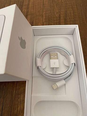 Orjinal iphone şarj kablosu