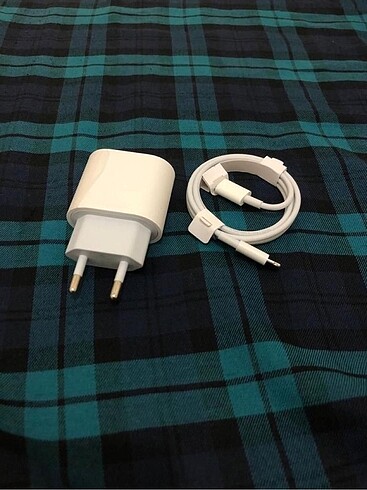 Orjinal iphone şarj aleti