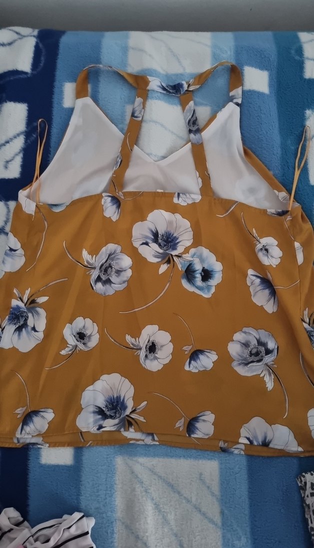 Sarı Çicekli Bluz - Görsel 2