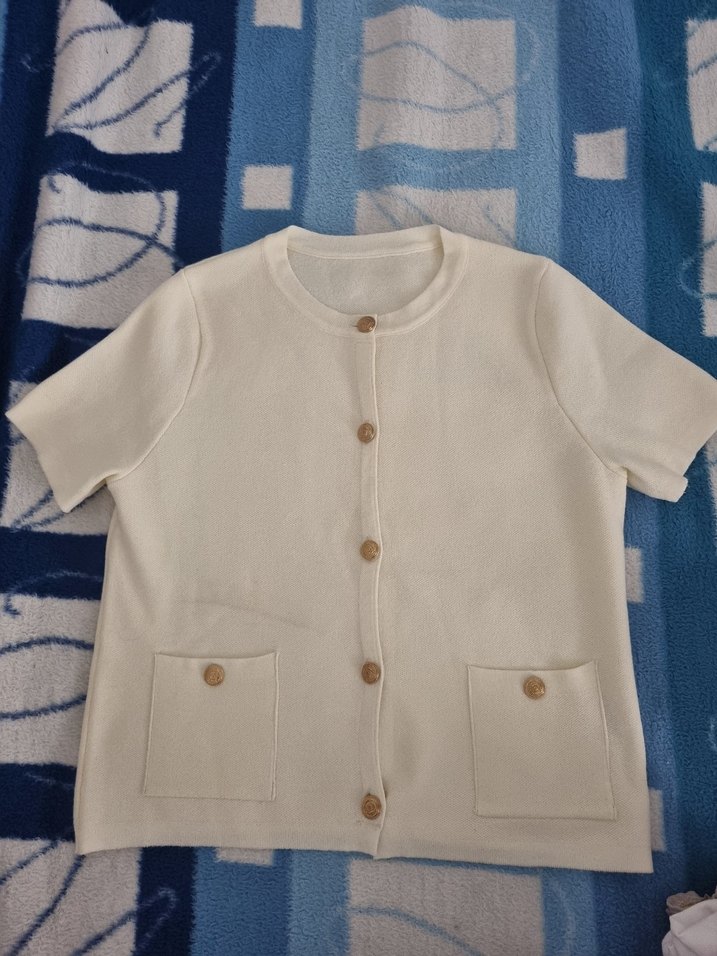 krem triko hirka - Görsel 2