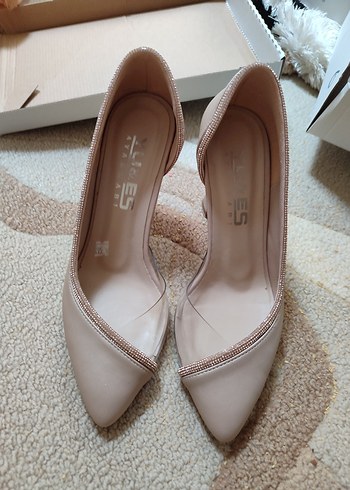 Diğer Bej Stiletto Topuklu Kadın Abiye Ayakkabı