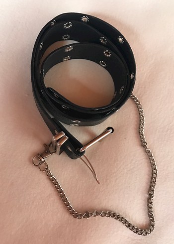 Zincir Detaylı Siyah Deri Kadın Kemer - Görsel 2