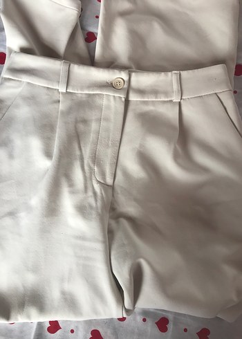 Düğmeli Beyaz Kadın Mini Kumaş Pantolon - Görsel 3