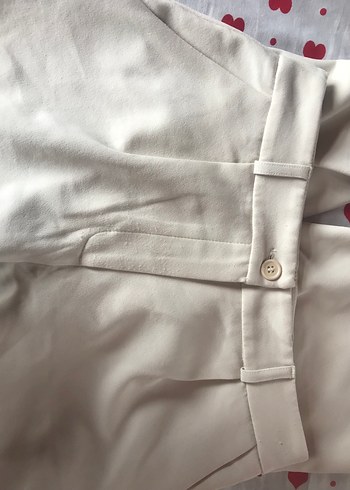 Düğmeli Beyaz Kadın Mini Kumaş Pantolon - Görsel 4