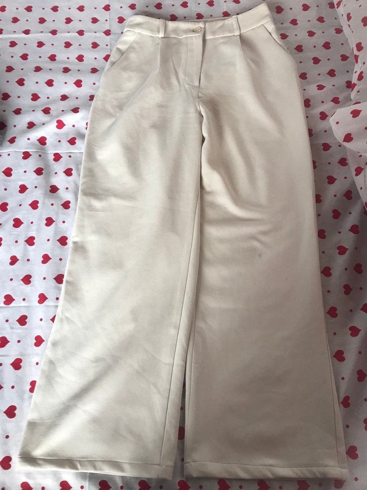 Düğmeli Beyaz Kadın Mini Kumaş Pantolon - Görsel 2