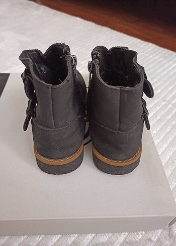 LC Waikiki Kız Çocuk Süet Siyah Bot - Görsel 3