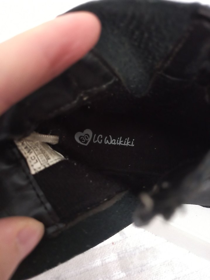 LC Waikiki Kız Çocuk Süet Siyah Bot - Görsel 4