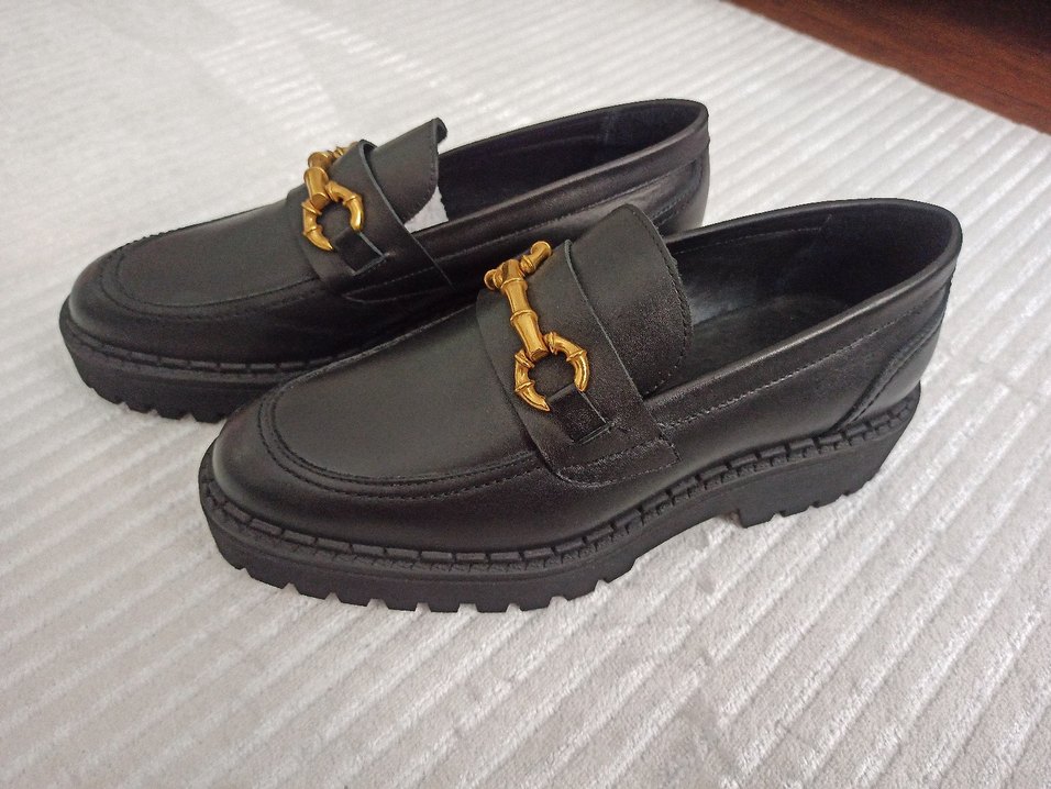 Divarese Altın Tokalı Siyah Kadın Loafer - Görsel 2