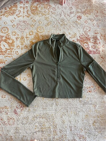 Shein Haki yeşil fermuarlı crop