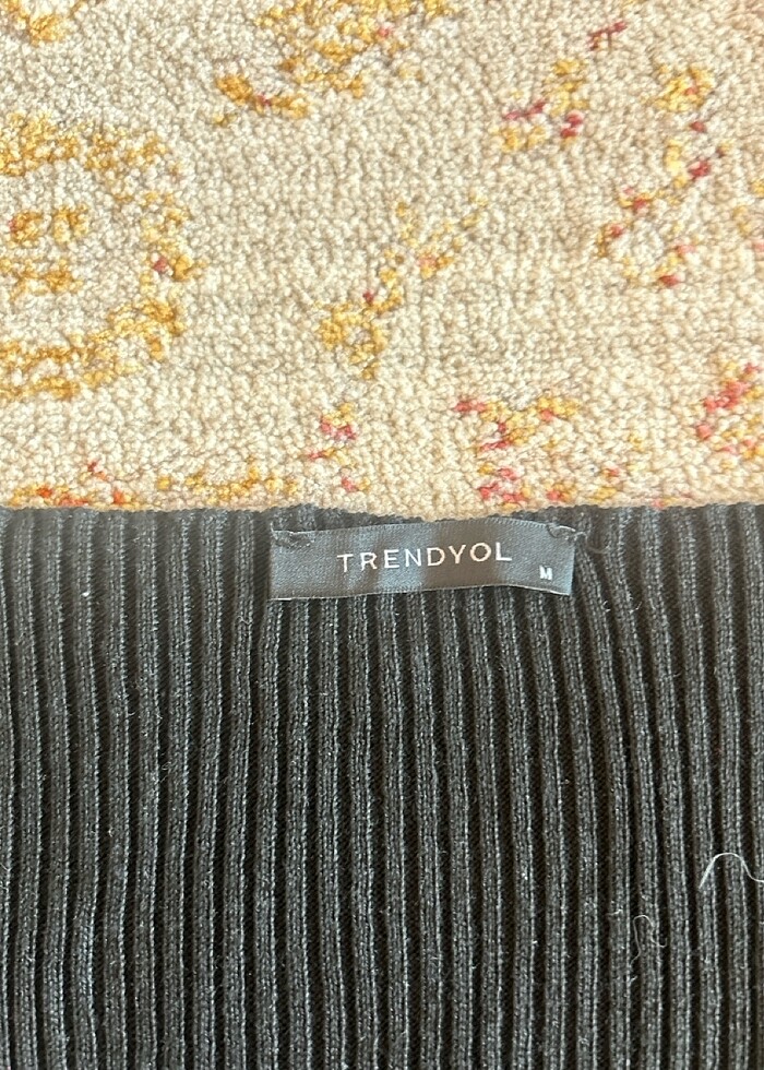 Trendyolmilla crop hırka - Görsel 3