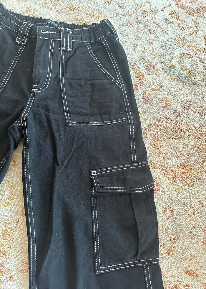 Trendyol beyaz dikişli kargo pantolon - Görsel 5