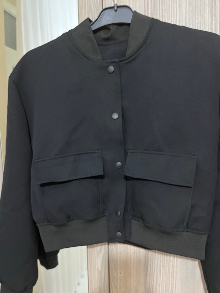 Düğmeli Siyah Midi Kadın Ceket - Görsel 2