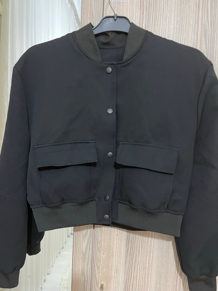 Düğmeli Siyah Midi Kadın Ceket - Görsel 3