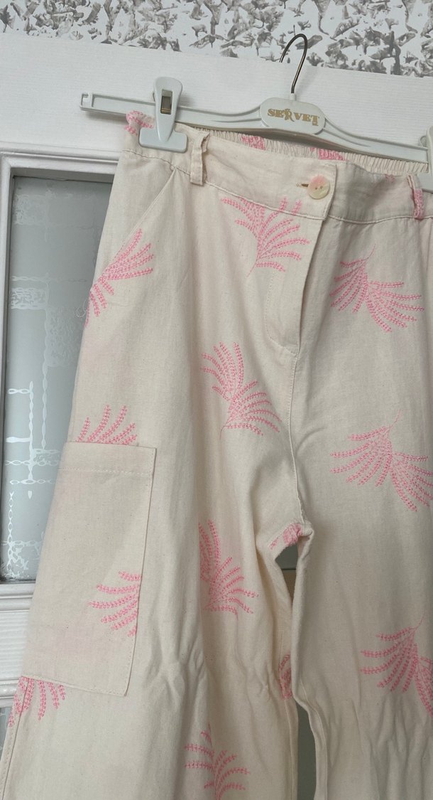 Pembe Desenli Bol Kesim Kadın Kumaş Pantolon - Görsel 2