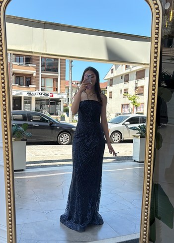 Lacivert Boncuk İşlemeli Uzun Straplez Abiye Elbise