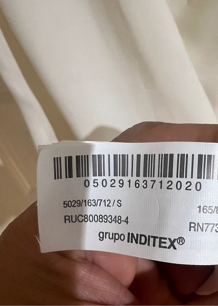 Zara drapeli vücuda oturan elbise - Görsel 5