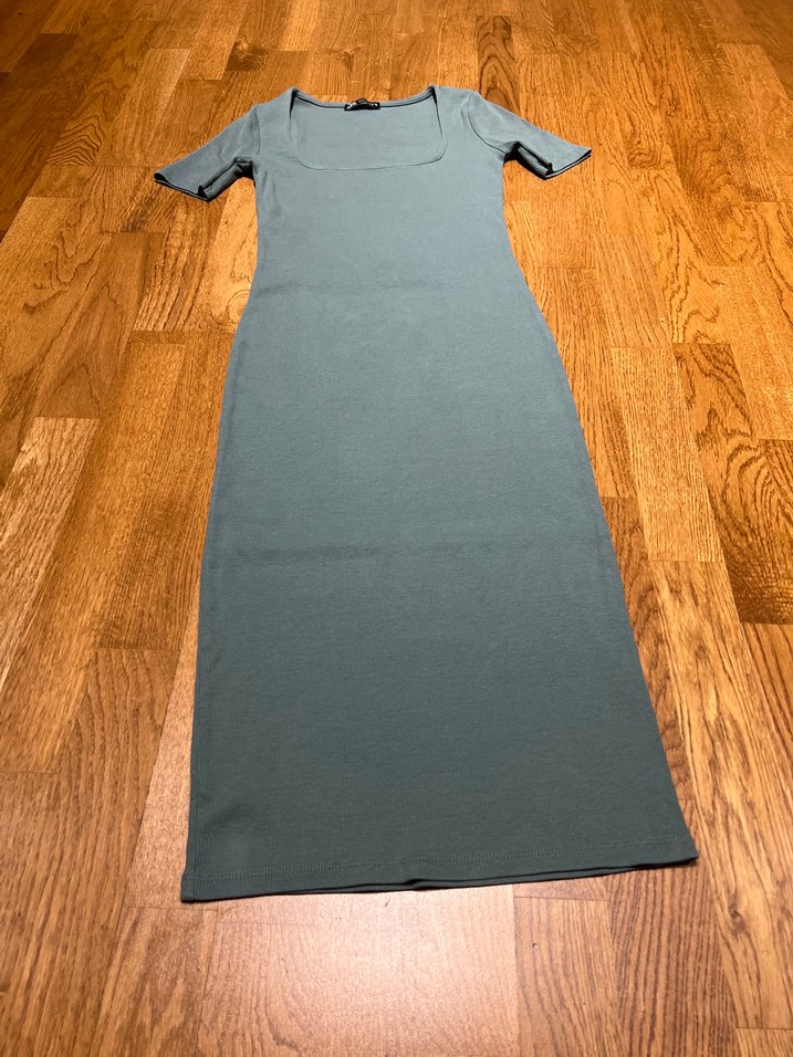 Yeşil Kadın Günlük Dar Kesim Uzun Elbise - Görsel 5