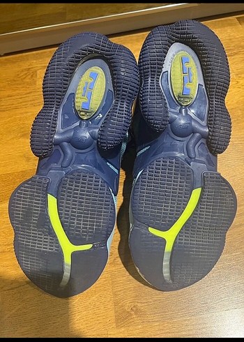 Nike Desenli Çok Renkli Basketbol Ayakkabısı - Görsel 5