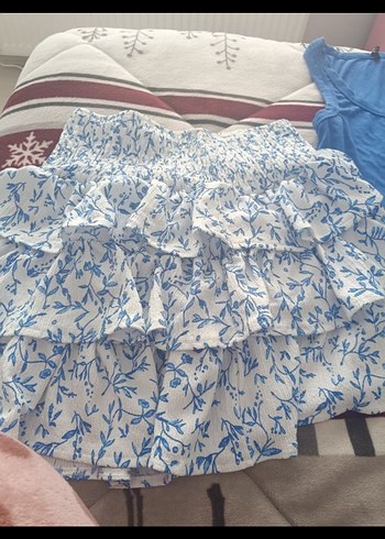 Mavi Desenli Fırfırlı Mi etek ve tişört - Görsel 4