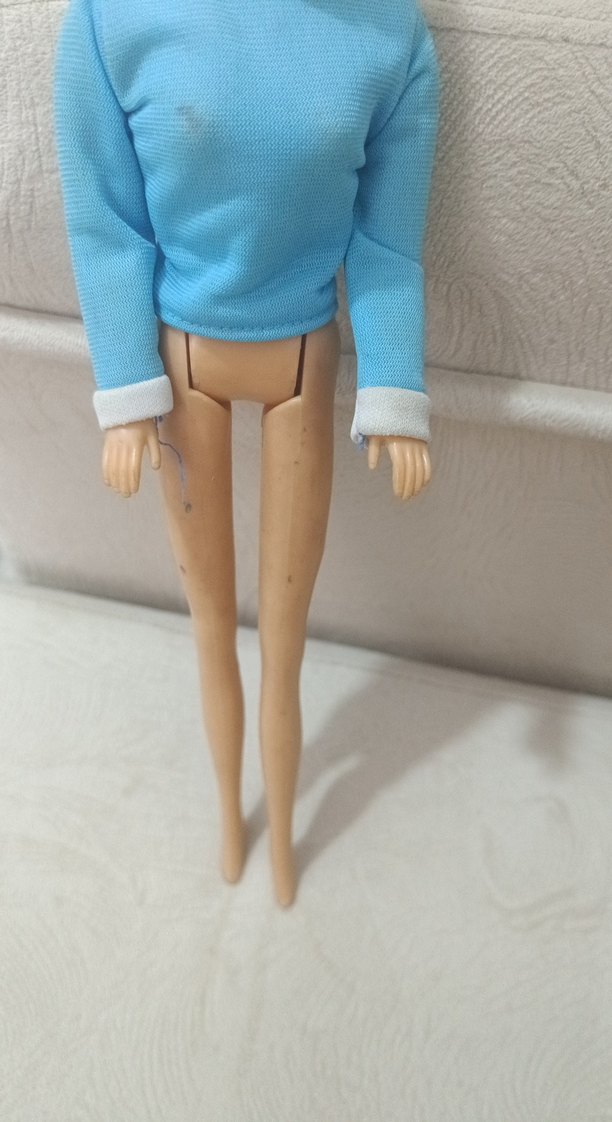 Mavi üst giyen pastel renk bebek - Görsel 3