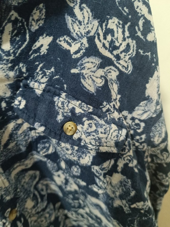 Düğmeli Mavi Gri Batik Desenli Denim Gömlek - Görsel 3