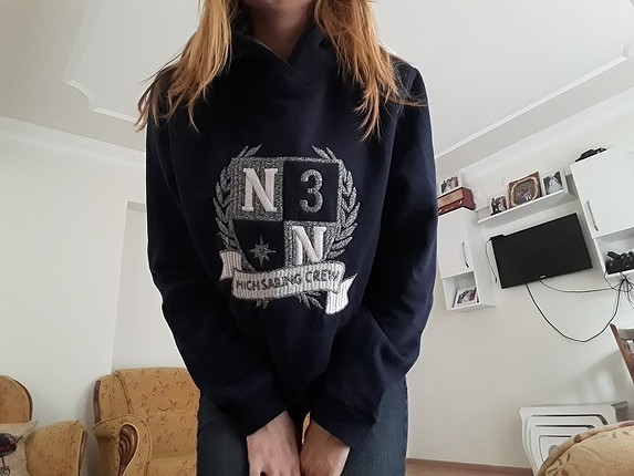 sweatshirt