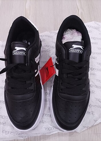 37 Beden siyah Renk Slazenger spor ayakkabı 