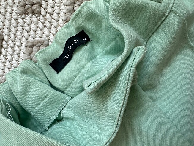 xs Beden yeşil Renk Trenyol Milla Mint Yeşili Pantolon