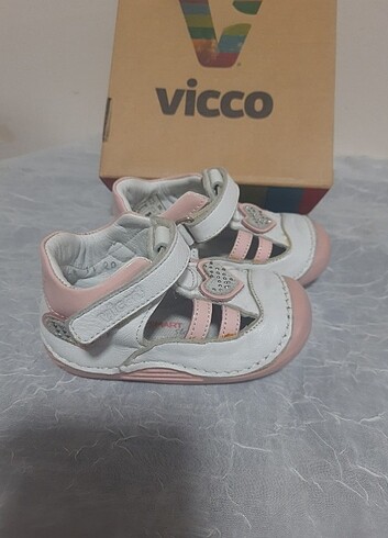 Vicco VİCCO ORTAPEDİK 20 NUMARA KIZ ÇOCUK AYAKKABI