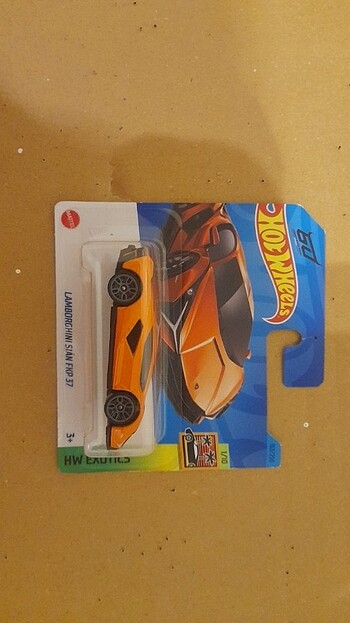 Lamborghini sian fkp 37