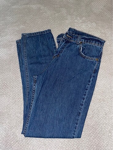 mom jean
