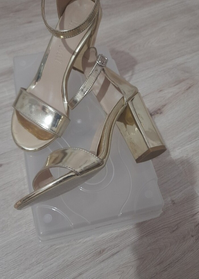 Topuklu ayakkabı  - Görsel 2