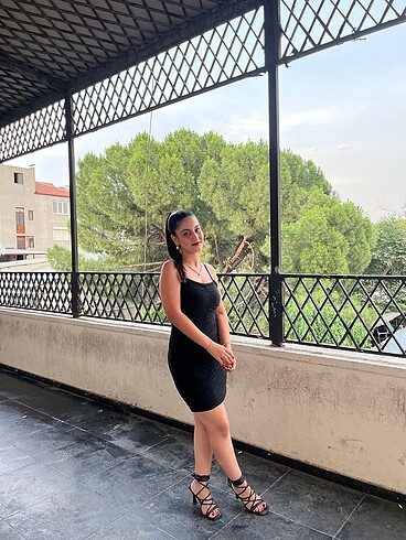 Önü drapeli mini elbise