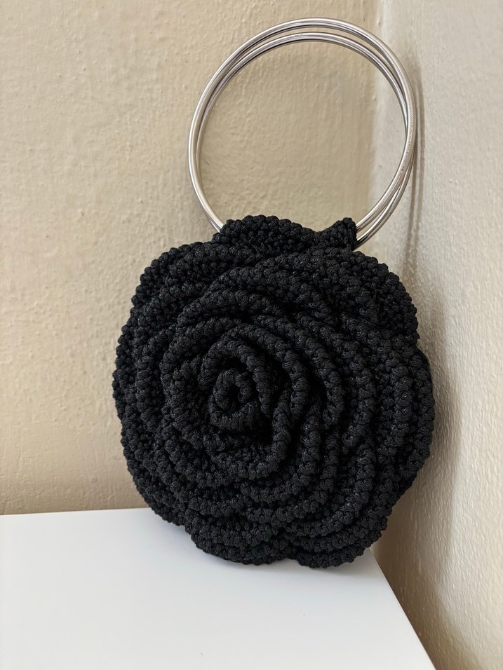 Siyah Örgü Çiçek Desenli Kadın Çanta - Görsel 3