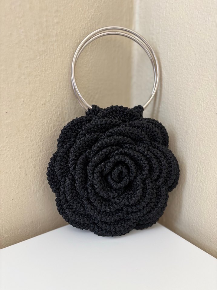 Siyah Örgü Çiçek Desenli Kadın Çanta - Görsel 4