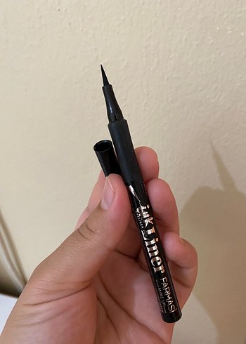 Farmasi Siyah Eyeliner - Görsel 2