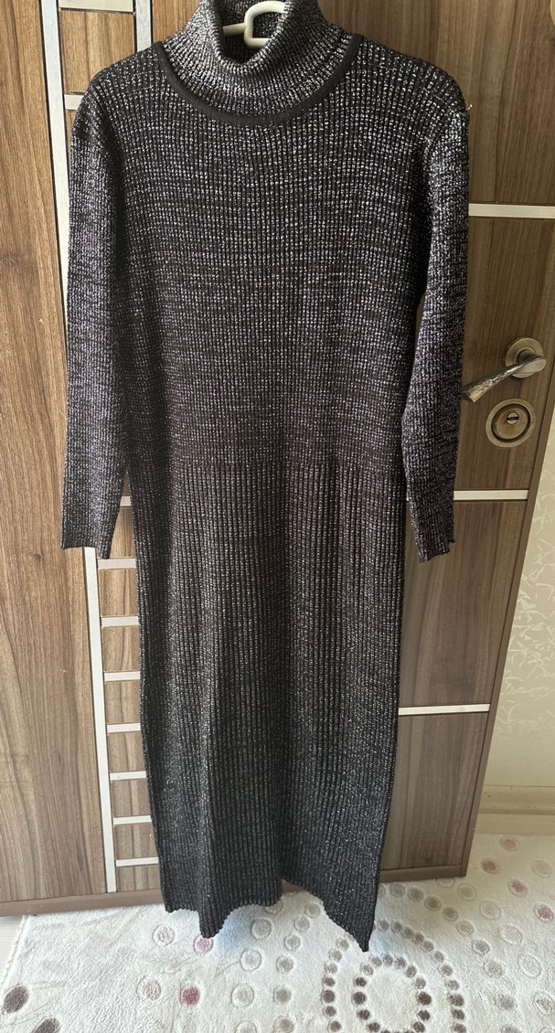 Gri Boğazlı Uzun Kollu Triko Elbise - Görsel 3