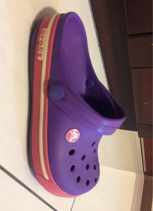 35 Beden mor Renk Crocs terlik 36 numara