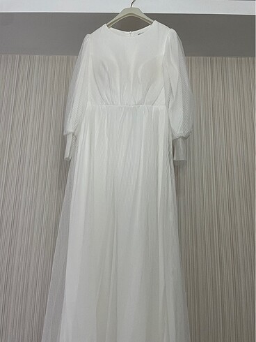 Diğer Elbise nikah elbisesi , beyaz , 42 beden 1 kere giyilmiş hiç bir