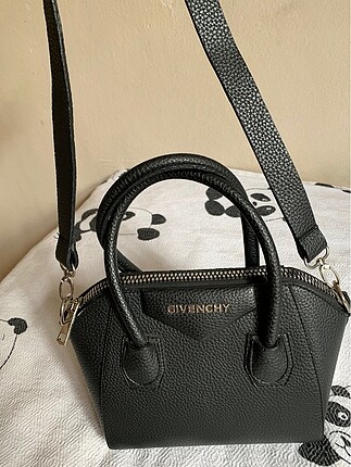 GIVENCHY Kol çantası