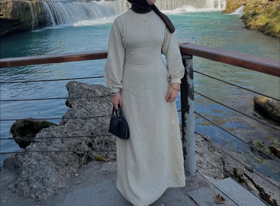 Bej Uzun Keten Elbise Yüksek Yakalı - Görsel 2