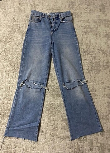 Diğer bol paca beli ince gosteren 34 beden mom jean