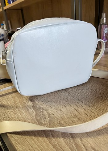 Beyaz Deri Kadın Çapraz Çanta - Görsel 2