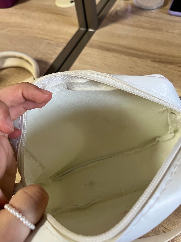 Beyaz Deri Kadın Çapraz Çanta - Görsel 3