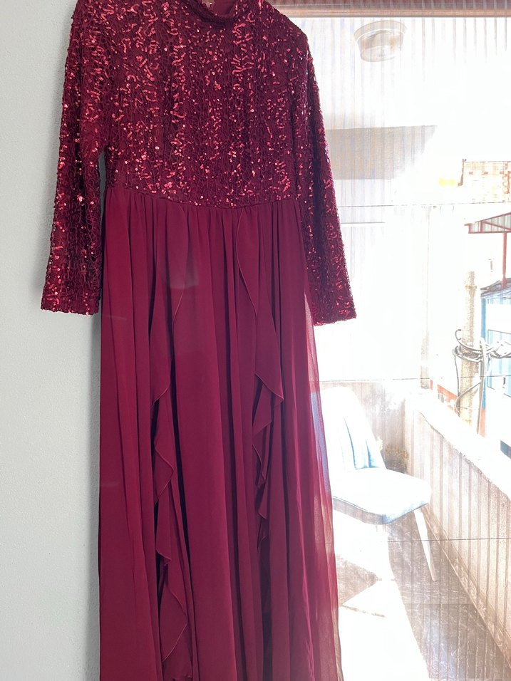 Bordo Uzun Kollu İşlemeli Abiye Elbise - Görsel 3