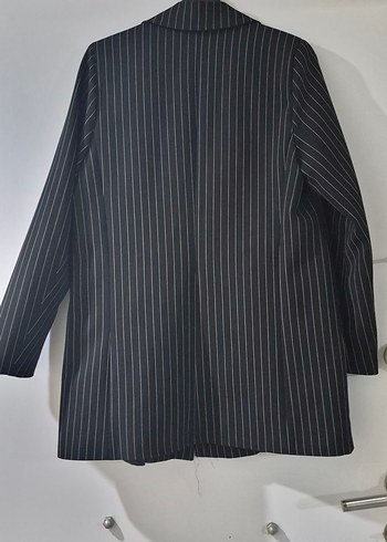 Düğmeli Siyah Çizgili Kadın Blazer - Görsel 5